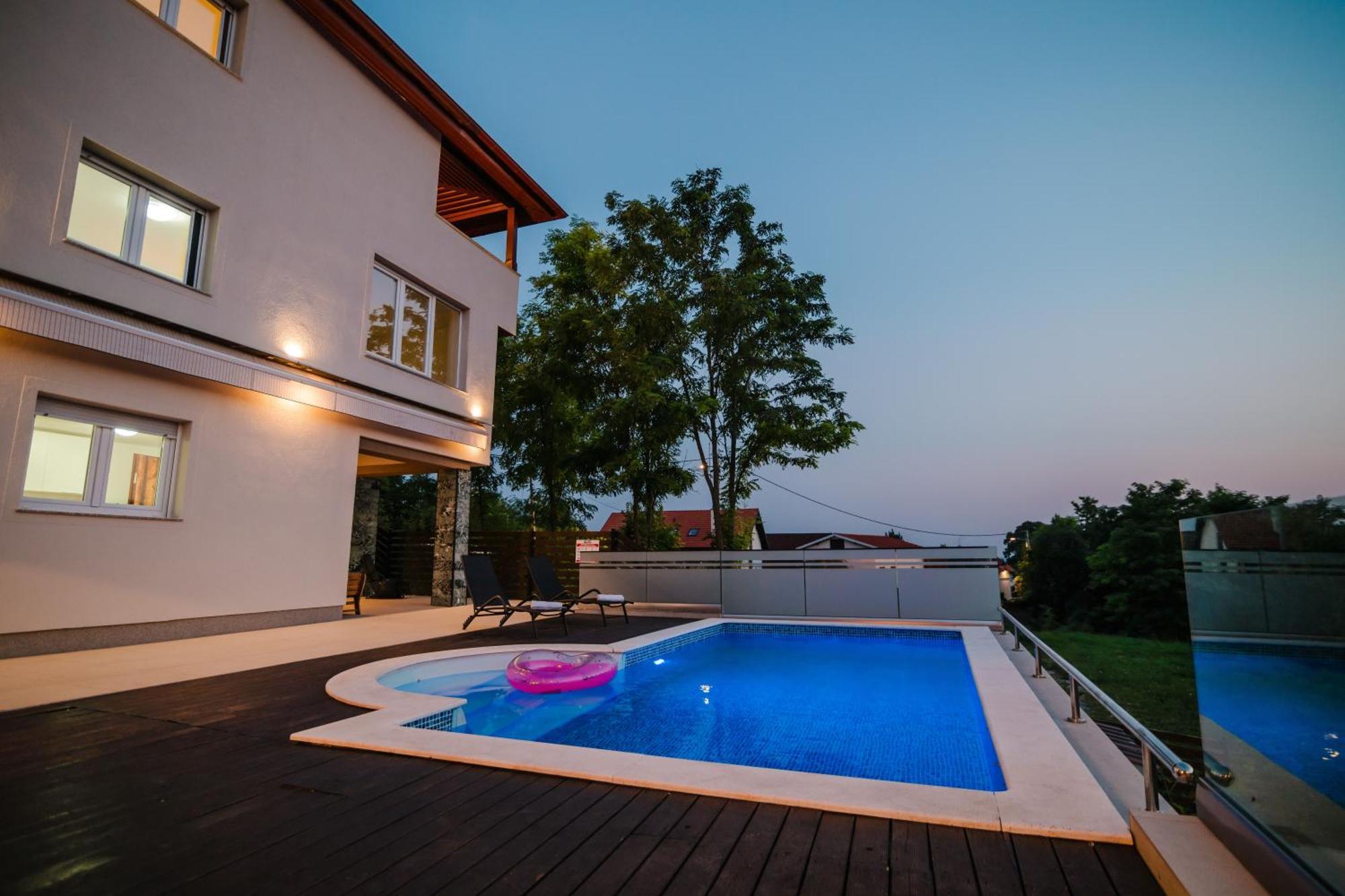 Villa Carobni Pogled Zagreb Exterior foto
