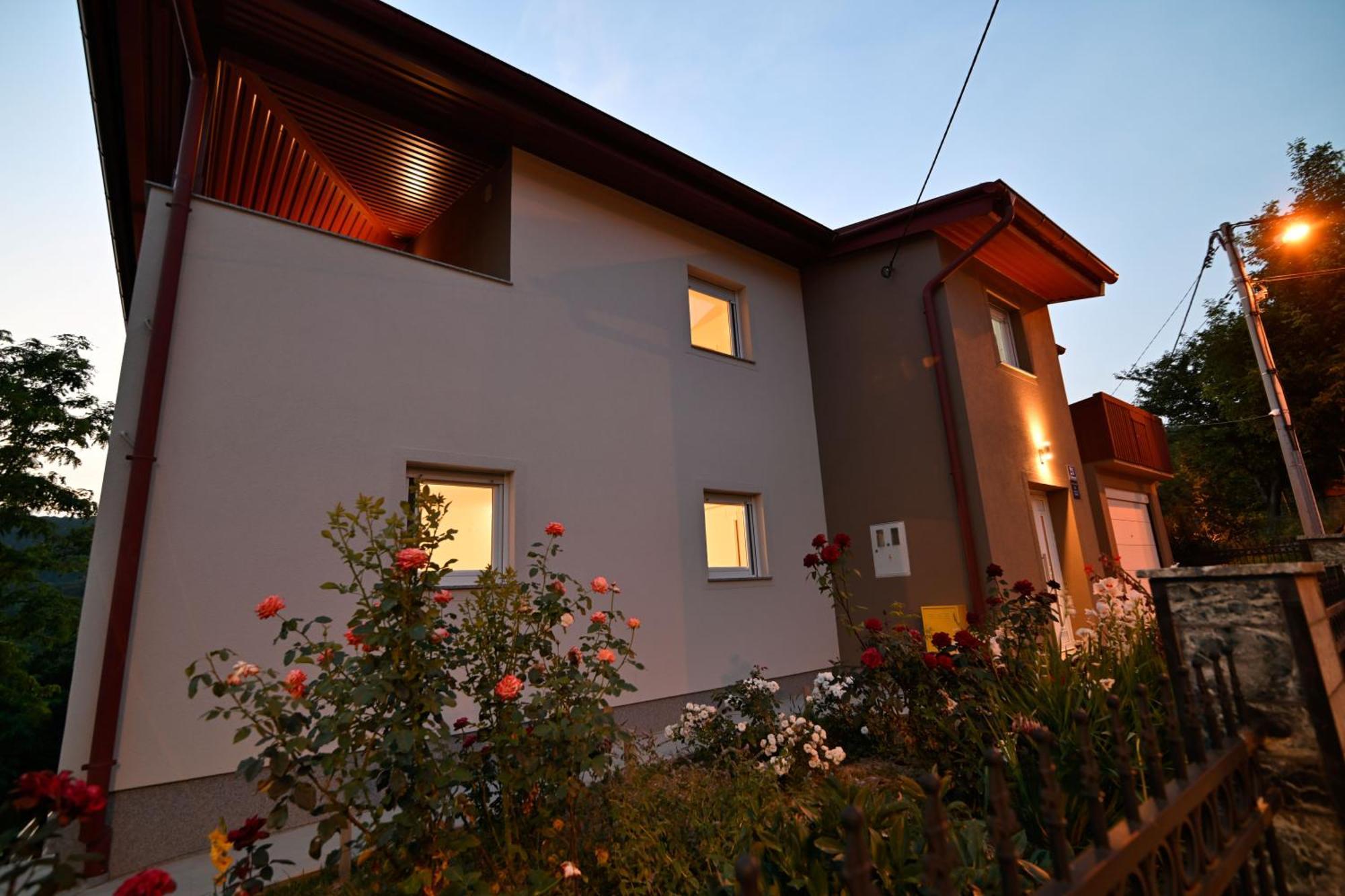 Villa Carobni Pogled Zagreb Exterior foto